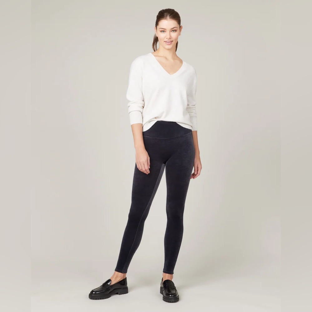 💎 Spanx Black 2070 Velvet Leggings